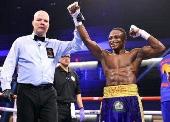 Isaac Dogboe beats Christopher Diaz by majority decision