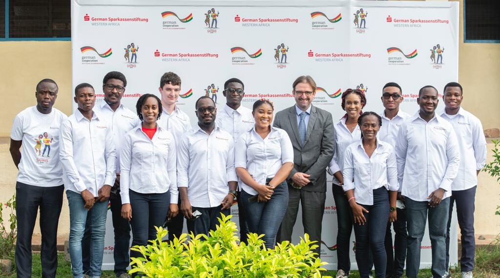 Sparkassenstiftung educates young girls on financial literacy