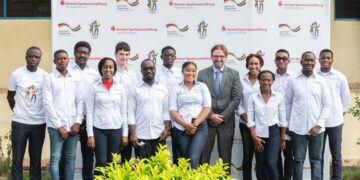 Sparkassenstiftung educates young girls on financial literacy