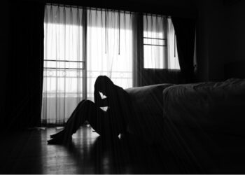 Doctor hints on how to identify suicidal person