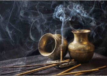 Find out here the mystery behind Incense and Perfumes