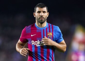 Sergio Aguero announces retirement from football due to heart condition