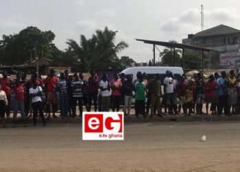 Photos: Passengers stranded, as drivers begin sit-down strike
