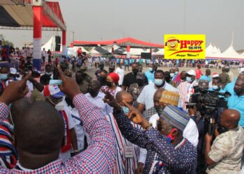 Photos: How all Ashanti Region MPs welcomed Bawumia at NPP’s delegates’ conference