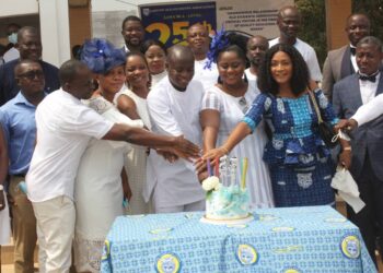 Labone SHS Old Students donate items worth 65k to alma mater