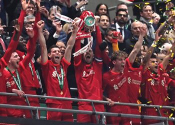 Liverpool beat Chelsea after dramatic penalty shootout to win Carabao Cup