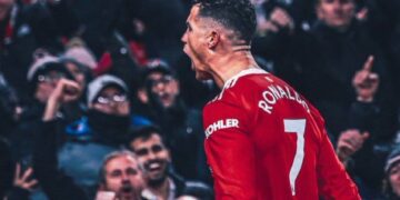 Ronaldo hattrick in return as United beat Spurs