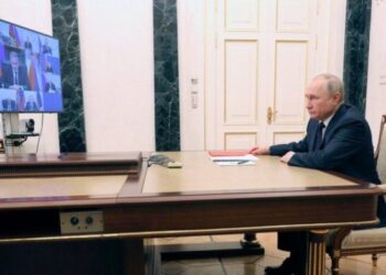 Ukraine war: Putin seeks foreign volunteers to fight in Ukraine