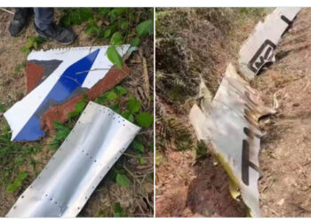 Chinese plane carrying 132 people crashes in hills