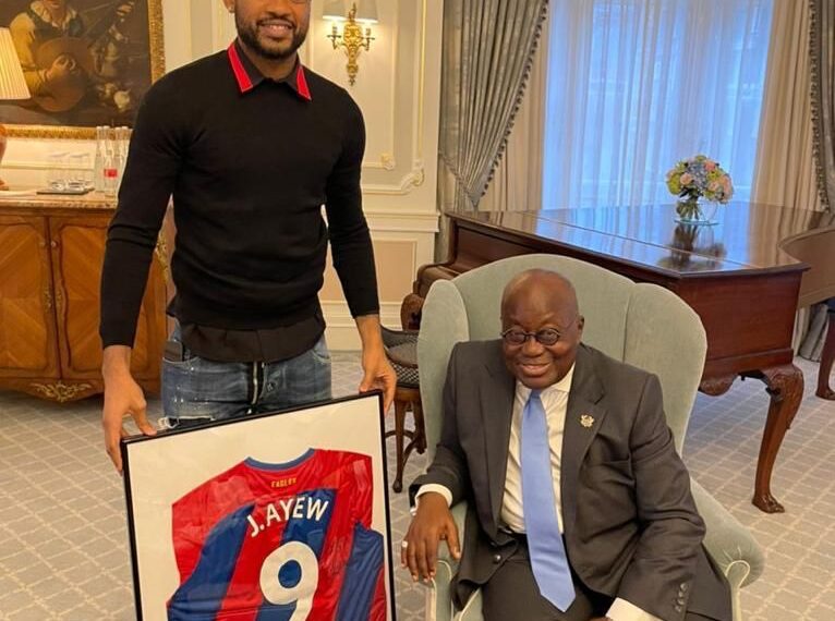 Jordan Ayew presents jersey to President Akufo-Addo in London