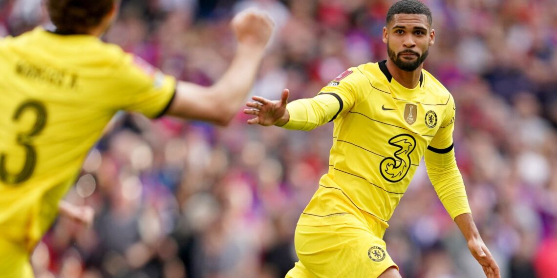 Chelsea reach third consecutive FA Cup final with victory against Crystal Palace