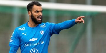 Ghana defender Phil Ofosu-Ayeh makes injury return for Halmstad after 11 months