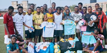 Black Stars winger Joseph Paintsil donates jerseys to boyhood club Ajax Fadama