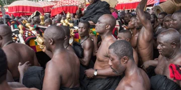 Comparing funerals of royalty in Ghana and the United Kingdom