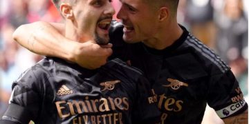 Arsenal go top as Vieira stunner caps win over Brentford