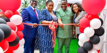 Picture Description: (left to right) Daniel Wilson Addo- MD CBG, Hon. Nana Ama Dokua Asiamah-Adjei - Deputy Minister for Trade and Industry, Hon. Dr. John Ampontuah Kumah - Deputy Minister of Finance and Nana Ama Poku Deputy-MD Corporate Resources CBG cutting the ribbon to officially open the CBG SME Center.