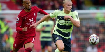 Liverpool edge Man City in thriller as Klopp sees red