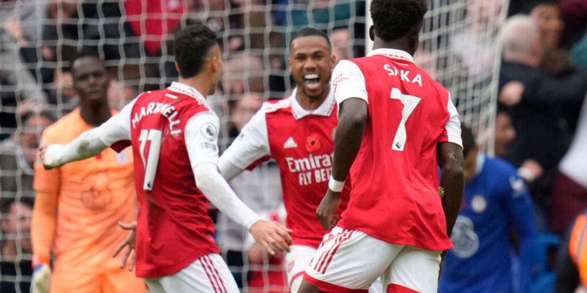Arsenal leapfrog Manchester City to top Premier League as Gabriel goal sees off Chelsea