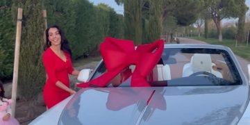 Ronaldo gets a Rolls Royce gift from Partner, Georgina Rodriguez