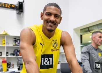 Borussia Dortmund’s Sebastien Haller back in training after cancer battle