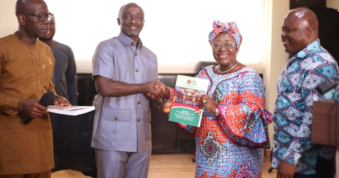 SIGA D-G presents joint committee report on 2021 audit infractions to Chief of Staff