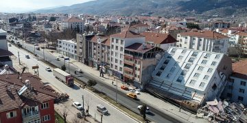 Turkey hit by another powerful earthquake