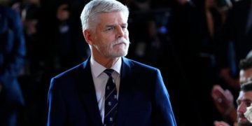 Former NATO general sworn in as Czech President
