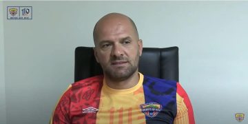 Hearts of Oak fans block Slavko Matic from training
