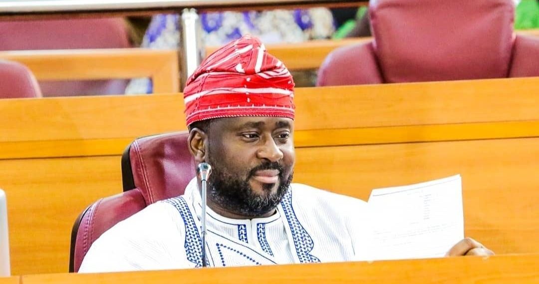 #NigeriaElection2023: Desmond Elliot storms street, celebrates Tinubu’s victory