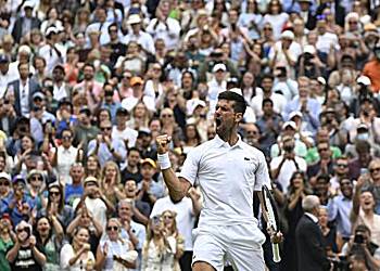 Wimbledon 2023: Novak Djokovic defeats Pedro Cachin despite rain delay
