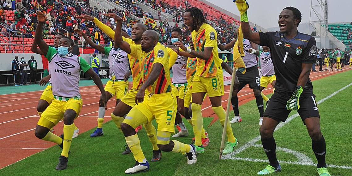 FIFA lift ban on Zimbabwe