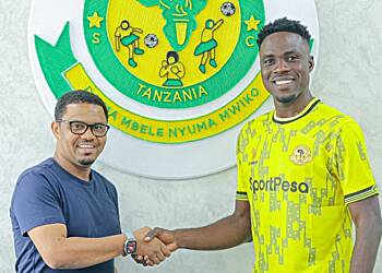 VIDEO: Tanzanian side Young Africans complete signing of Bechem United forward