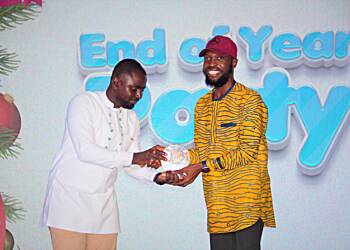 Happy FM’s Joseph Nii Ankrah wins 2022 Employee of the Year award