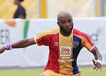 Hearts of Oak midfielder Gladson Awako left in limbo as club fails to register him for 2023/24 GPL season