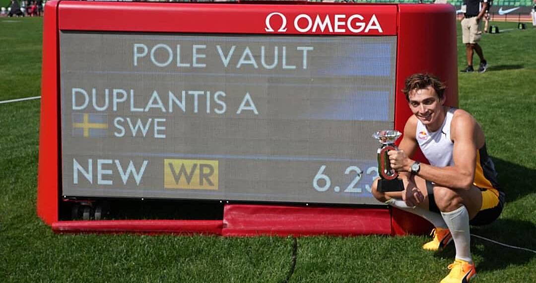 Mondo Duplantis sets new World record