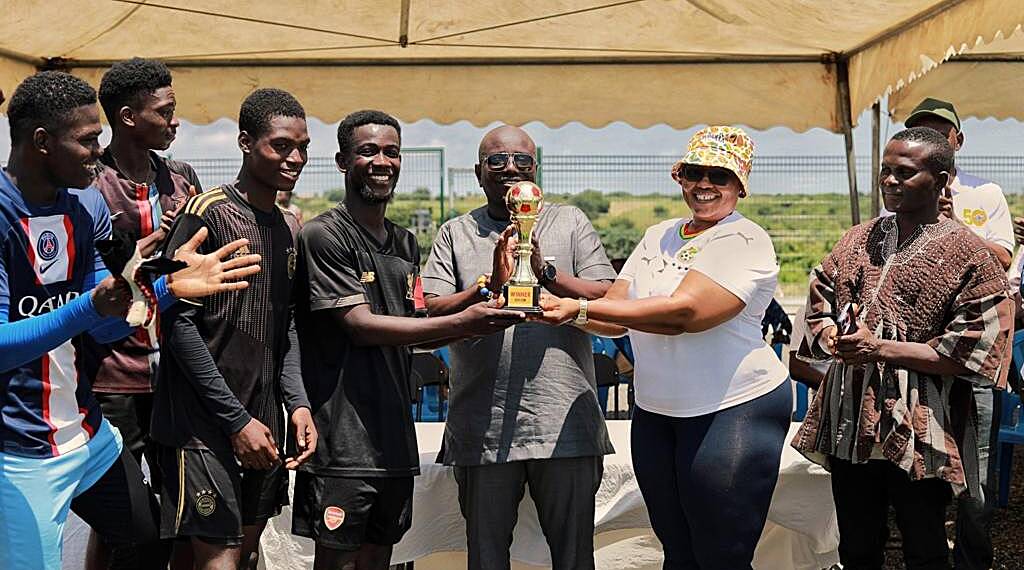 Ghana Tourism Authority commemorates World Tourism Day with regatta and fun games in Ada