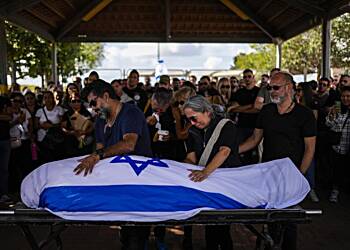 Gaza aid stuck as Israel allegedly fails to cooperate with Egypt