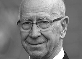 England World Cup hero Sir Bobby Charlton passes away at 86