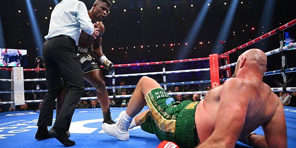 Tyson Fury edges out Francis Ngannou in thrilling split decision