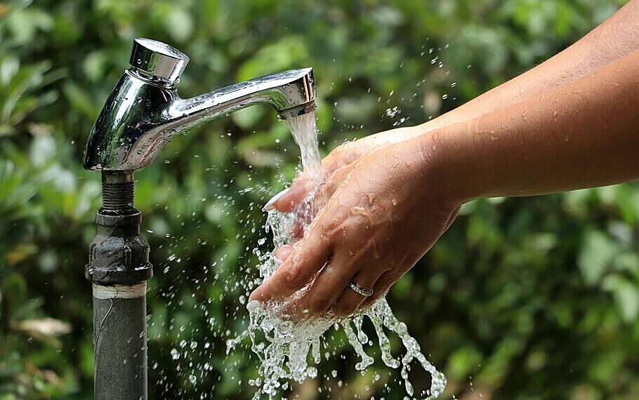 1.4m households in urban areas lack water; over 400k without toilets – GSS