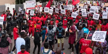 #FixTheCountry Movement extends protest, announces December-long #OccupyJulorbiHouse and #JustResign protests