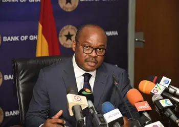 Bank of Ghana issues warning against some 8 unapproved money transfer organizations