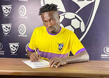 Al Ahly, Mamelodi Sundowns set sights on Medeama SC striker Jonathan Sowah