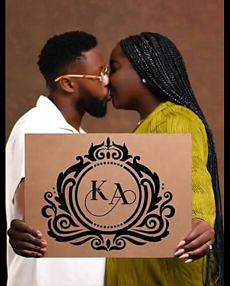 Kalybos ties the knot