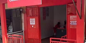Vodafone Ghana surpasses target with 104 community shops nationwide