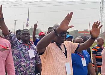 Watch: Dome/Kwabenya NPP delegates rally for change as Michael Oquaye Jr. challenges Adwoa Safo