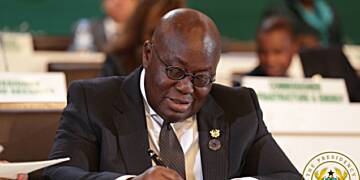 Akufo Addo reaffirms ban on vehicle acquisition by outgoing appointees