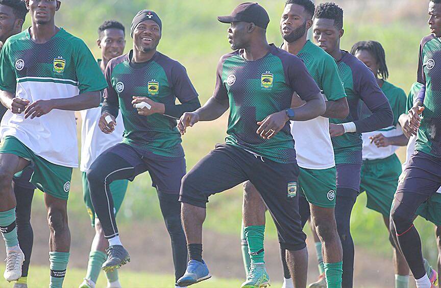 EXCLUSIVE: Angry Asante Kotoko supporters halt training session, demand coaching change