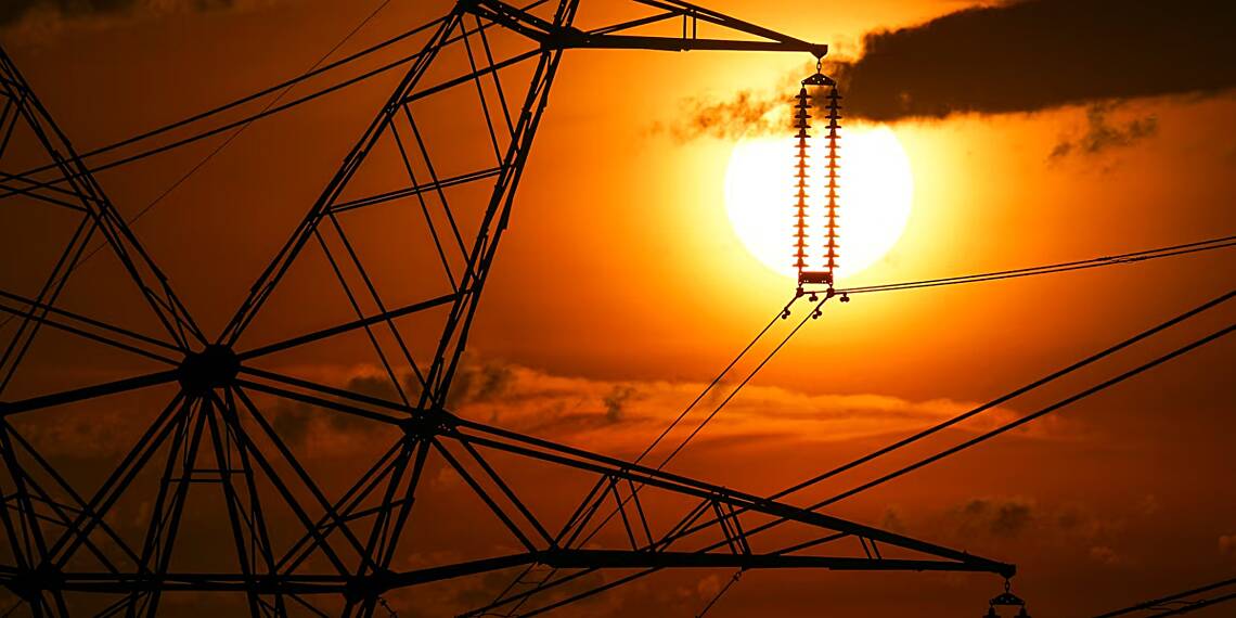 How Monday's total solar eclipse affects US grid operators