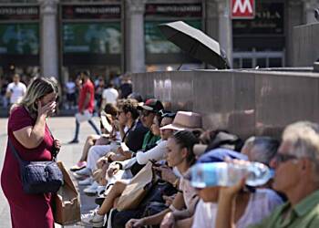 Health-harming heat stress rising in Europe, scientists say